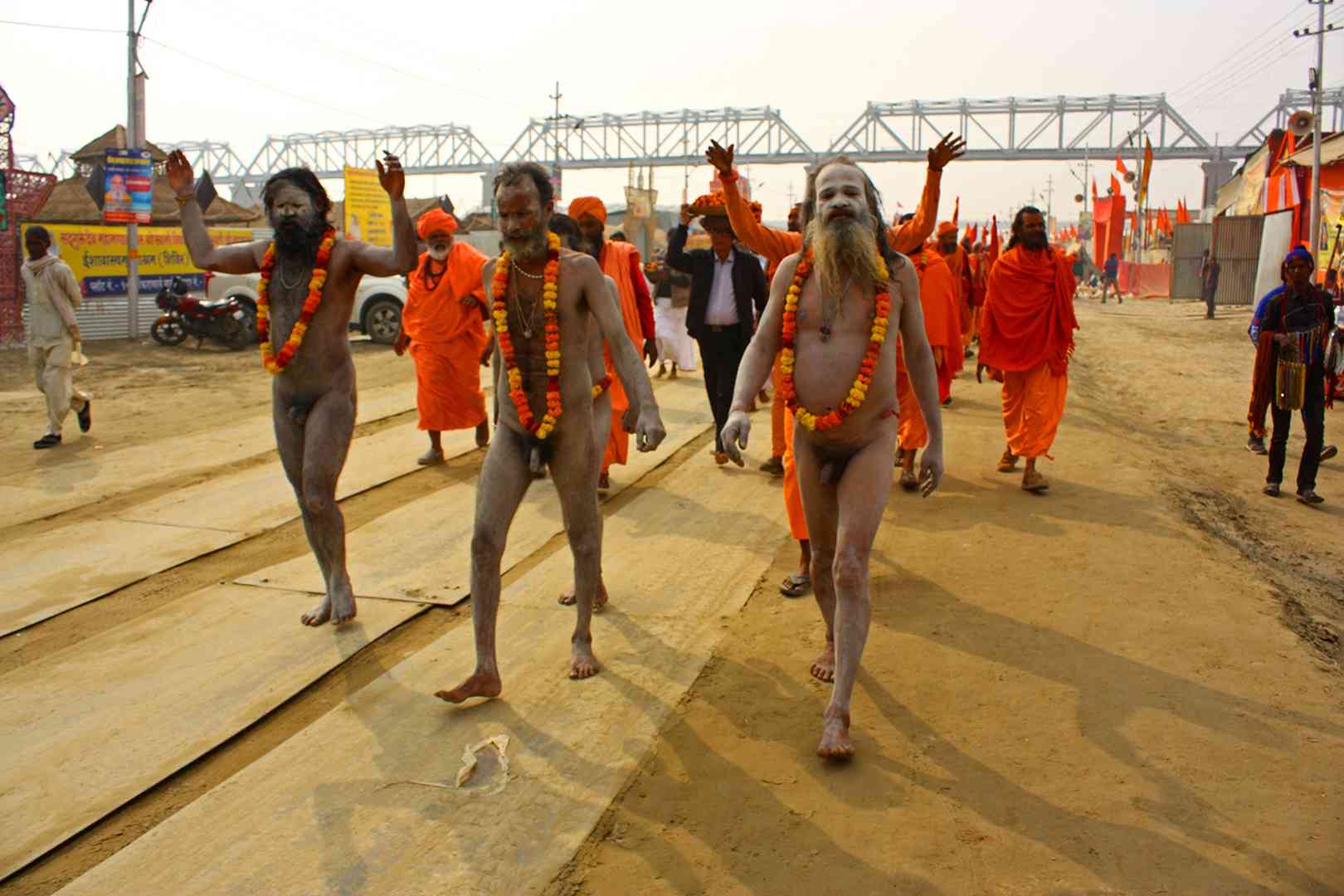 About 100 million people attend India's Kumbh Mela Festival, 8