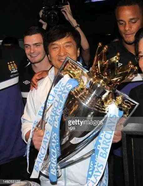 DID YOU KNOW? Jack Chan: Legend, Best Actor of all time, a Manchester City FAN 💙 👏   Film star Jackie Chan is the latest convert to the Manchester City revolution. - MirrorLog