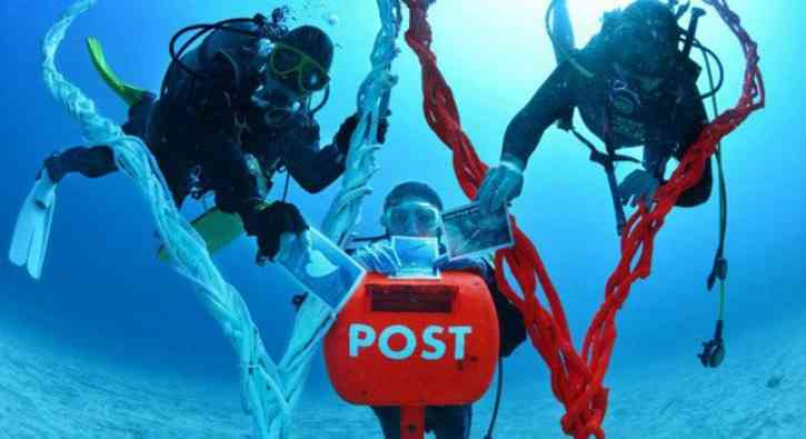 The world's deepest postbox is located 10 meters underwater in Susami Bay in Japan. - MirrorLog