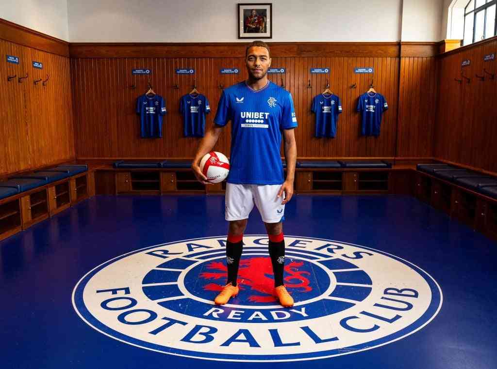 I rejected several clubs to join Rangers – Dessers - MirrorLog