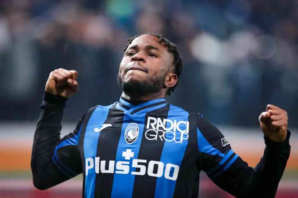 Ademola Lookman was instrumental in Atalanta's 2-0 home win over Cagliari on Sunday - MirrorLog