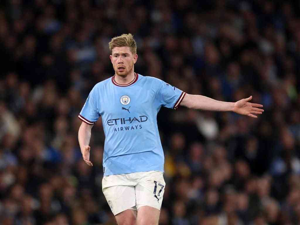 De Bruyne rates Man Utd midfielder as EPL’s best - MirrorLog