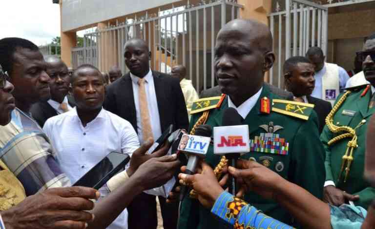 Give Us Free Hand To Wipe Out Terrorists, Army Tells Governors - MirrorLog