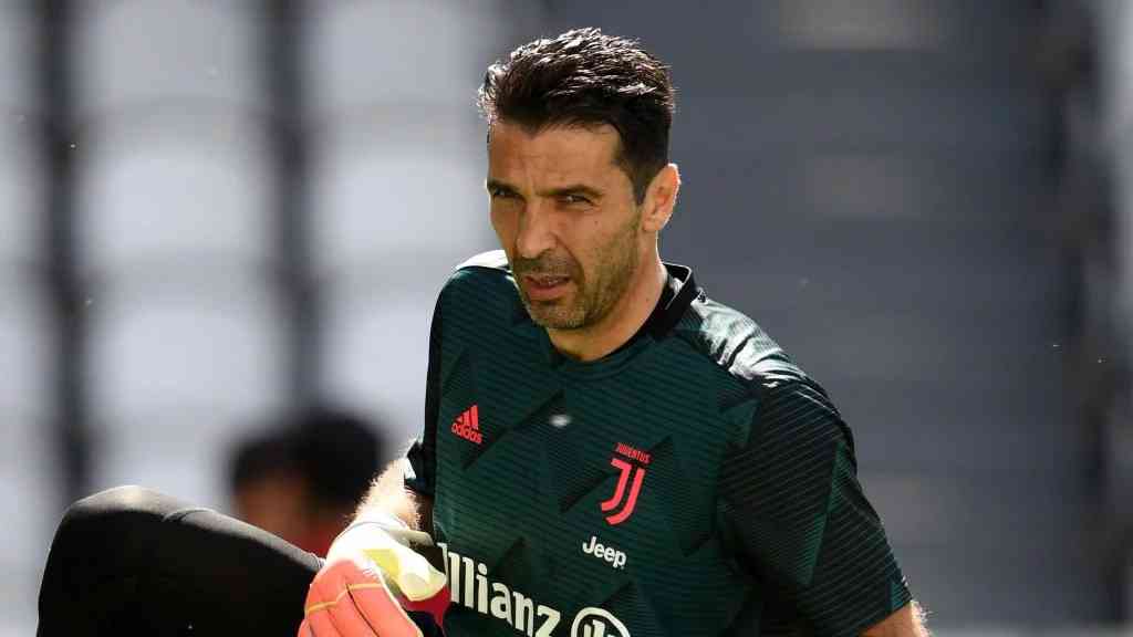 Saudi club offers Buffon €30m - MirrorLog