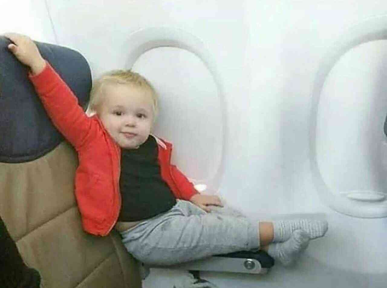 Me when my crush asks for a seat | MirrorLog