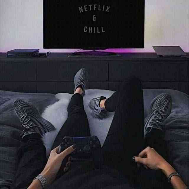 Netflix and chill #wallpaper - MirrorLog