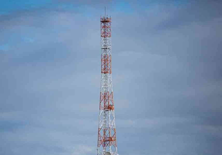 In Alabama, a 200-foot radio tower was stolen without a trace, forcing local radio stations to go off air. The tower remains missing, and no arrests have been made. - MirrorLog