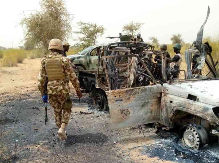 Top Boko Haram Commander, Amir Bukkwaram, Others Surrender To Nigerian Military - MirrorLog