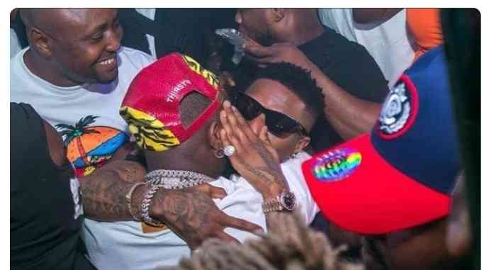 I am praying for you, David send a message to wizkid - MirrorLog