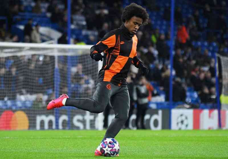 Willian takes final decision on leaving west London club - MirrorLog