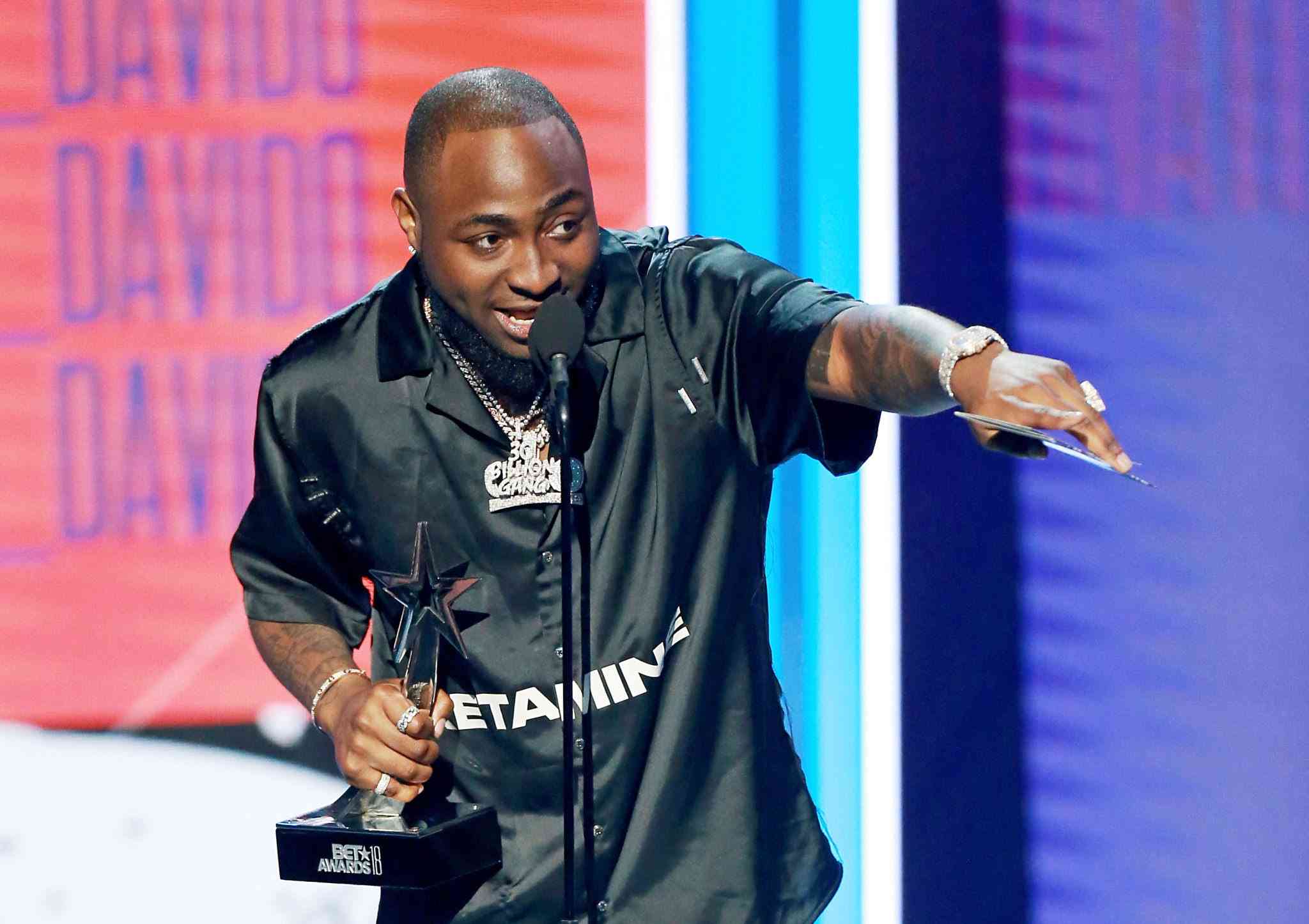 What is that one line from one Davido's song that you like the most? - MirrorLog