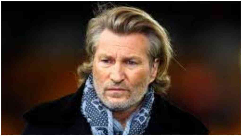 Former Manchester United midfielder, Robbie Savage has named the player to win the 2023 Ballon d’Or - MirrorLog