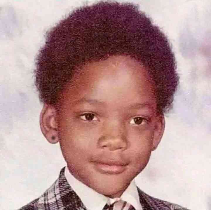 Whose childhood picture is this? Rihanna or Will Smith - MirrorLog